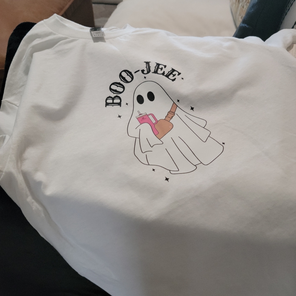 Boo Jee Ghost Tshirt Gliden Brand Small